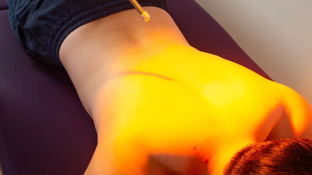 照尚高能红外光热仪照腰